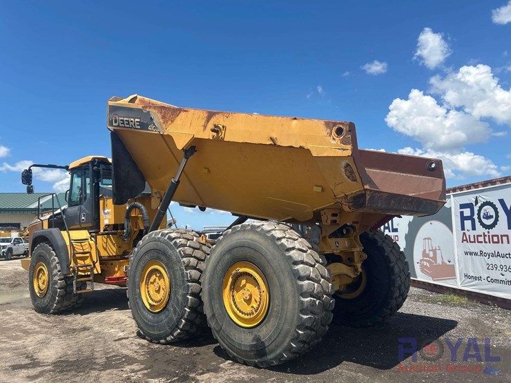 2015-deere-410e-image-3