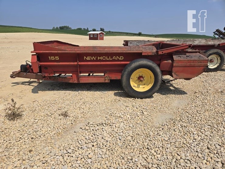 new-holland-155-image-4