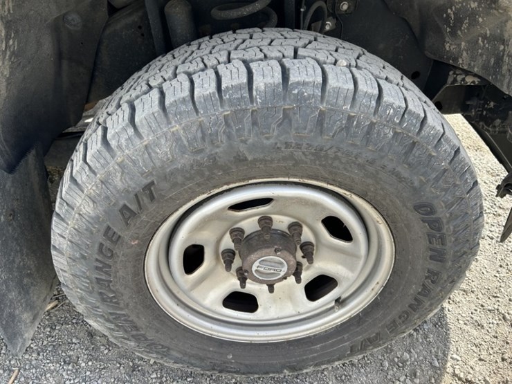 2016-ford-f350-sd-image-13