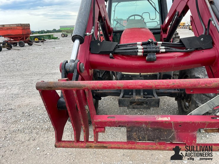 case-ih-jx100u-image-15
