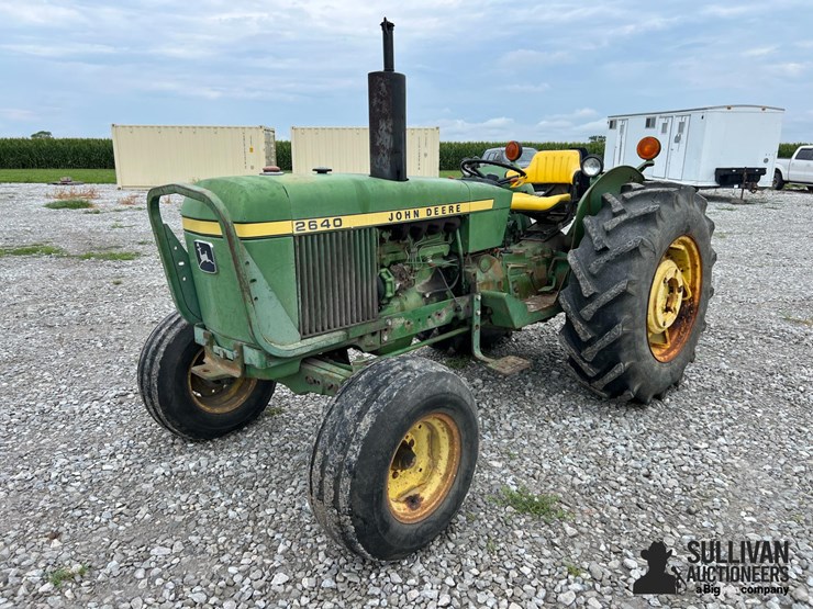 john-deere-2640-image-1