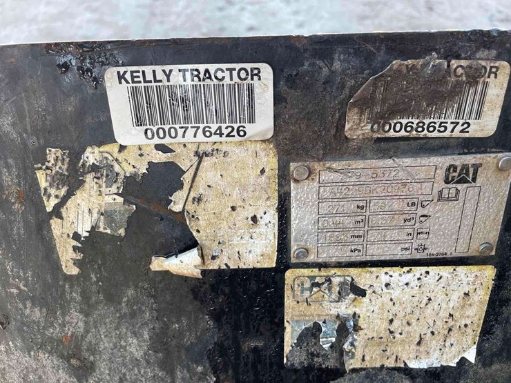 2023-caterpillar-259d3-image-12