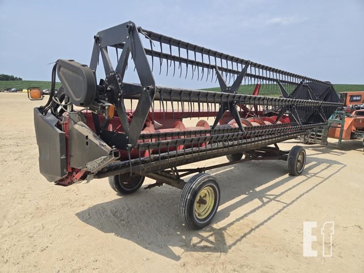 2001-case-ih-1020-image-11
