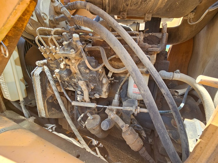1999-case-580l-image-33