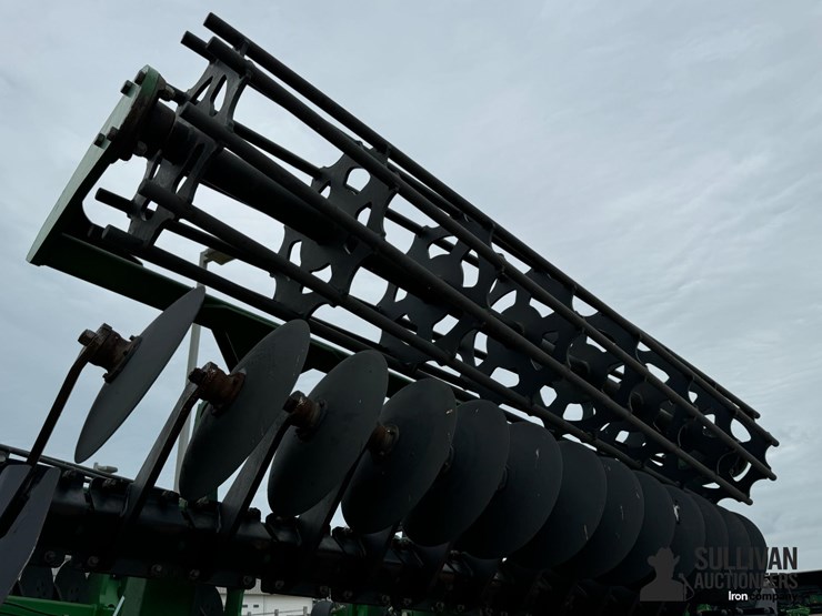 2021-john-deere-2680h-image-20