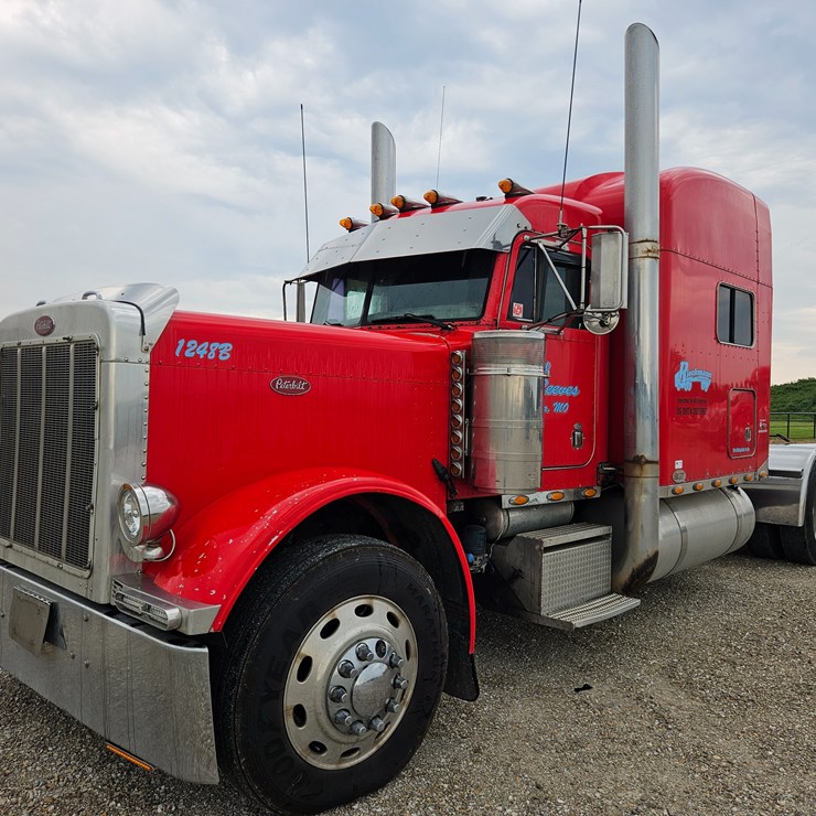 2003 PETERBILT 379