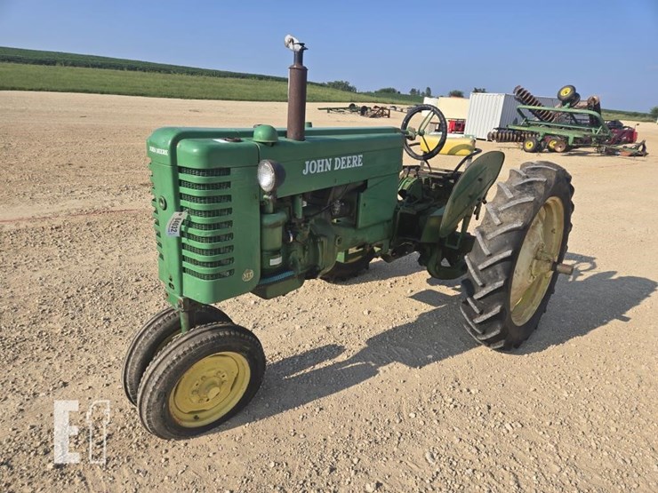john-deere-mt-image-1