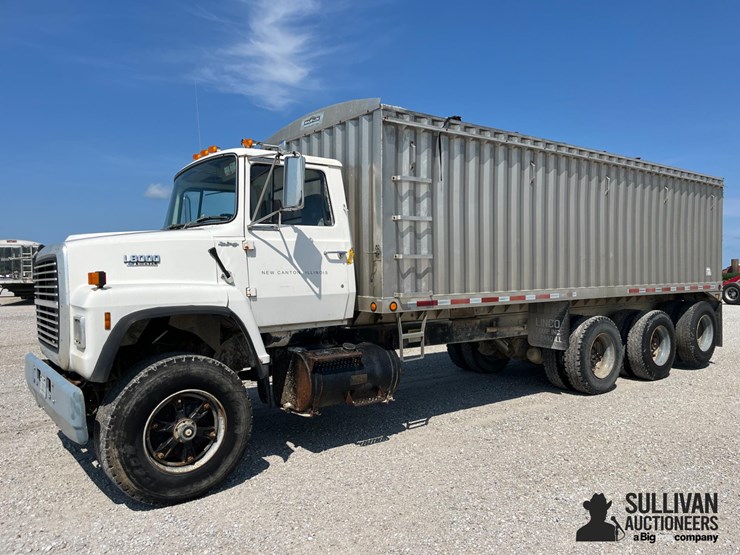 1989-ford-l8000-image-1