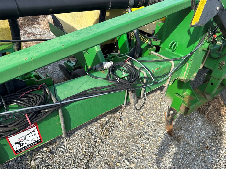 john-deere-1720-image-33