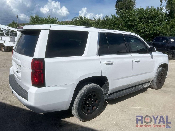 2019-chevrolet-tahoe-image-3