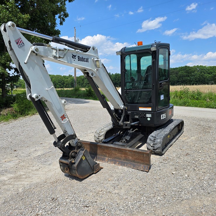 2012 BOBCAT E35