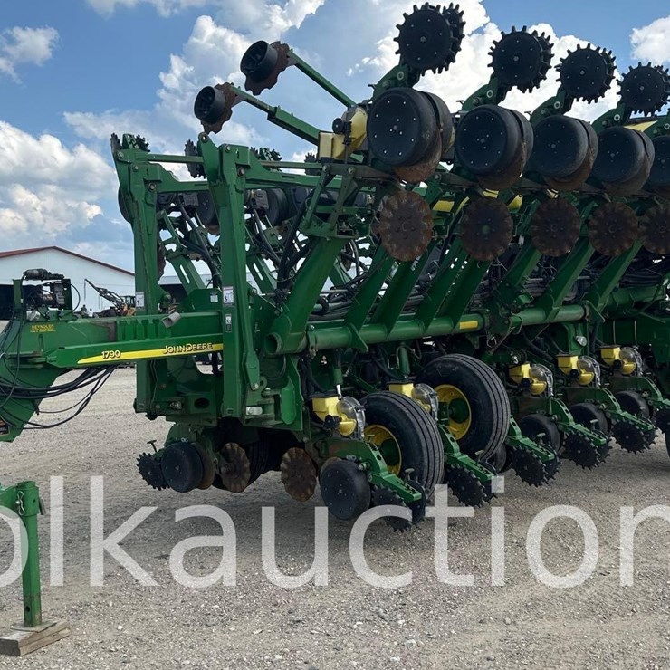 JOHN DEERE 1790