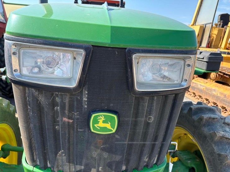 2015-john-deere-5055e-image-6