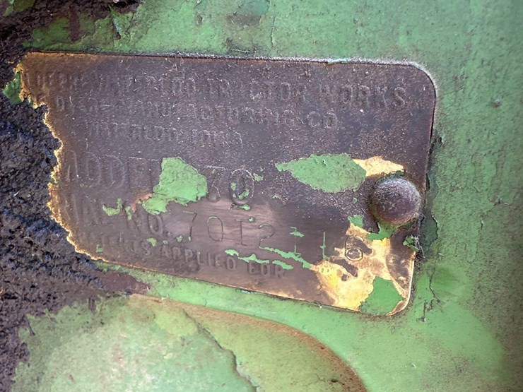 john-deere-70-image-6