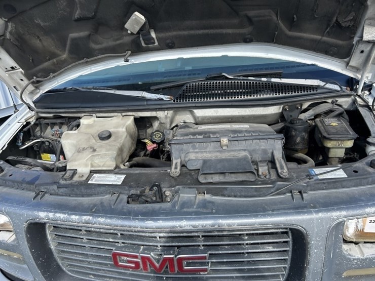 1998-gmc-3500-image-36