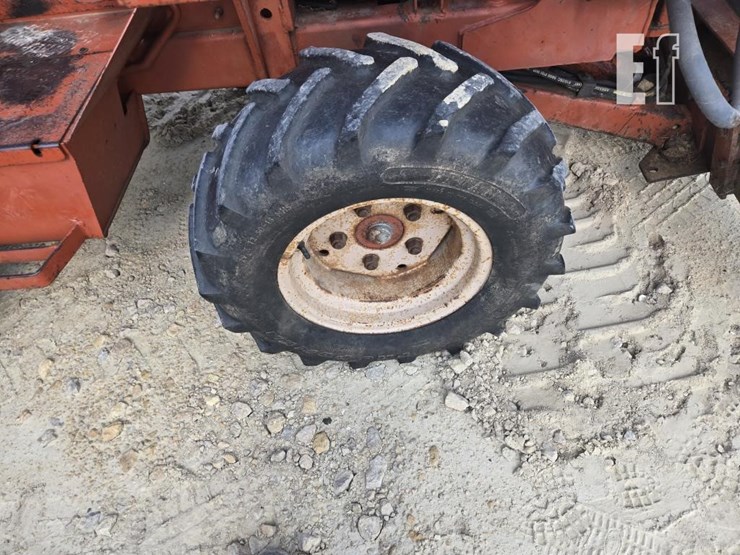 1985-ditch-witch-3210-image-21