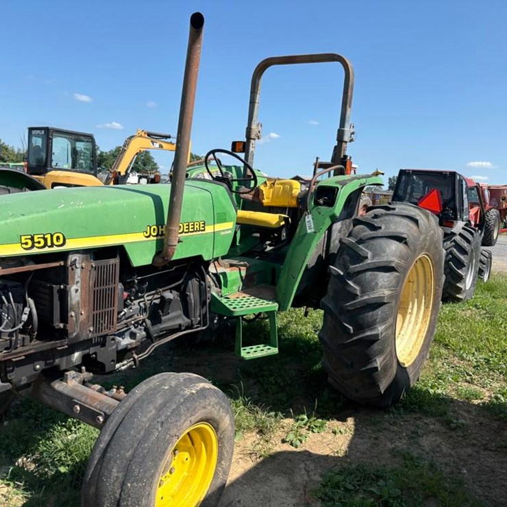 JOHN DEERE 5510