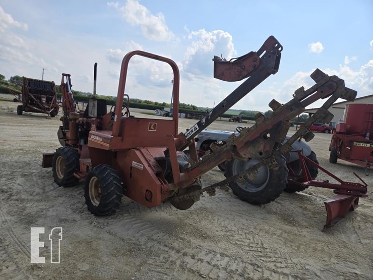 1985-ditch-witch-3210-image-15