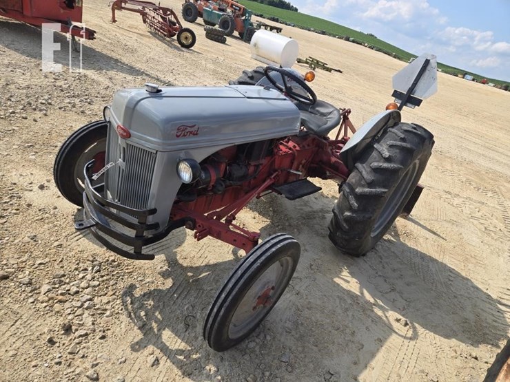 ford-8n-image-3