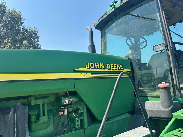 2000-john-deere-8410t-image-34