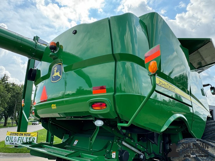 2014-john-deere-s690-image-16