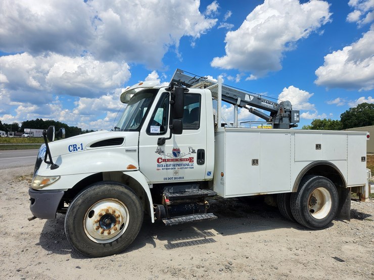 2008-international-durastar-4300-image-4