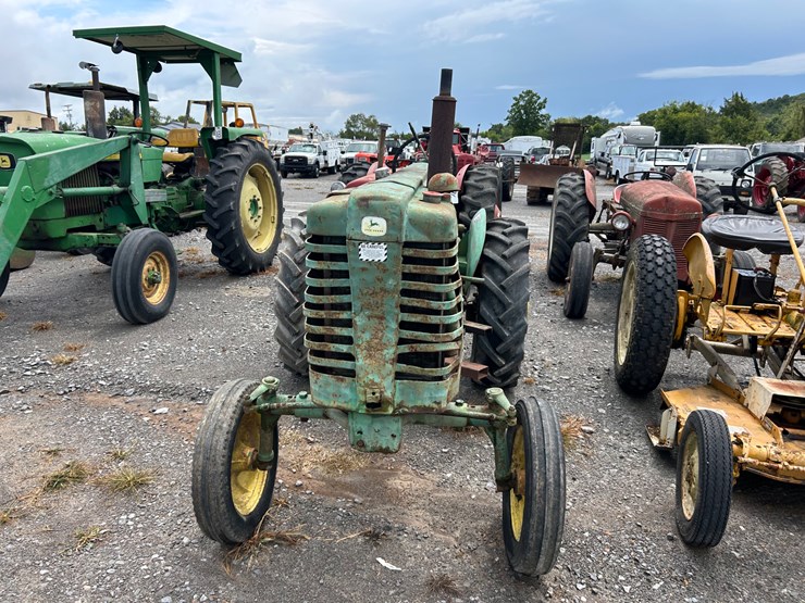 john-deere-m-image-3