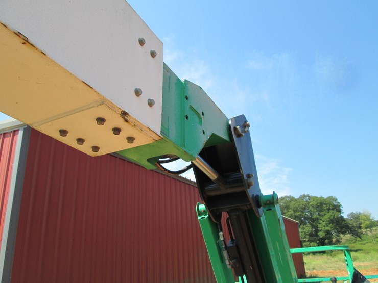 2015-jlg-600ajn-image-20