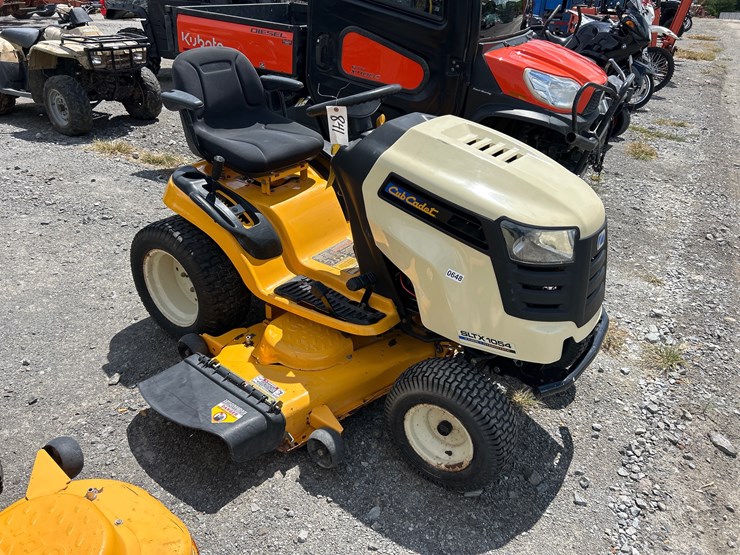 cub-cadet-sltx1054-image-1