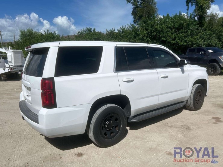 2018-chevrolet-tahoe-image-3
