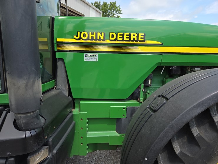 john-deere-8310-image-31