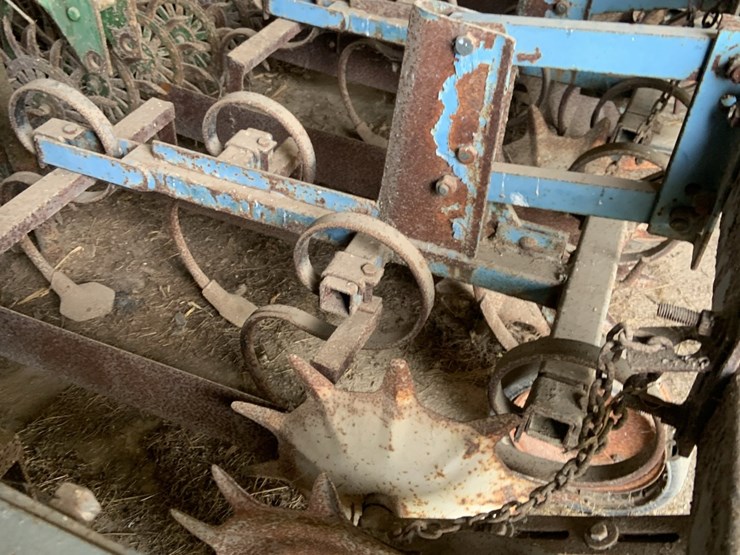 allied-8-row-cultivator-image-6