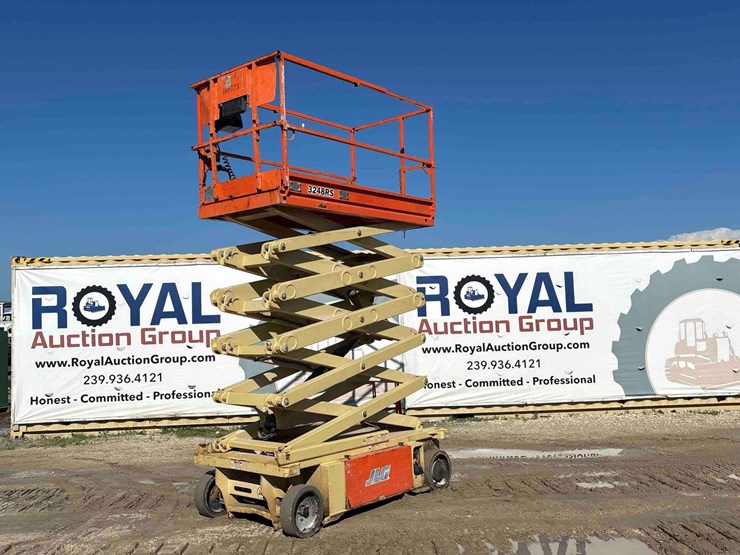 2016-jlg-3248rs-image-1
