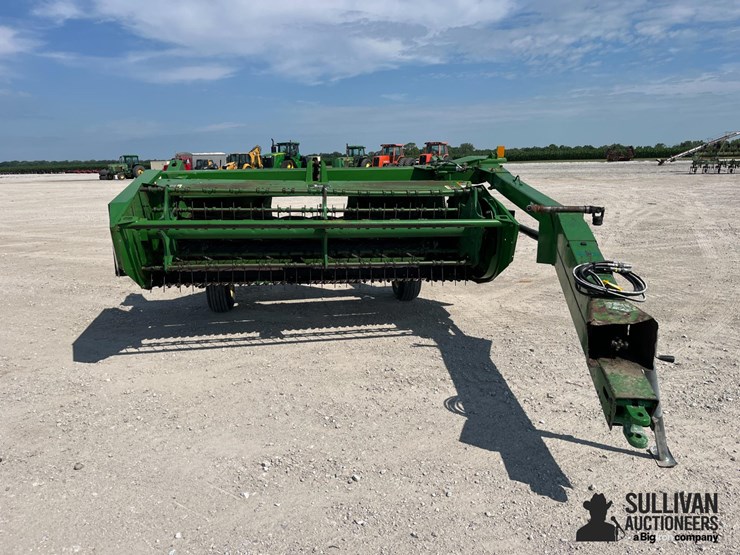 1998-john-deere-820-image-2