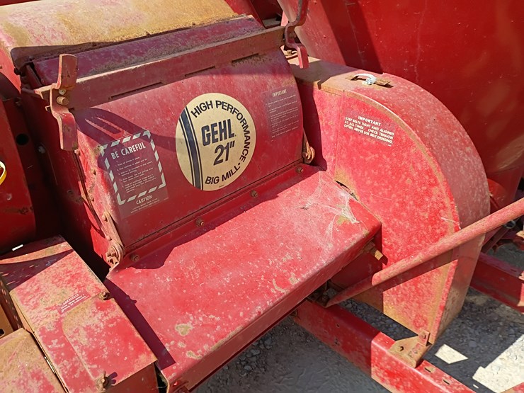 gehl-540-image-28