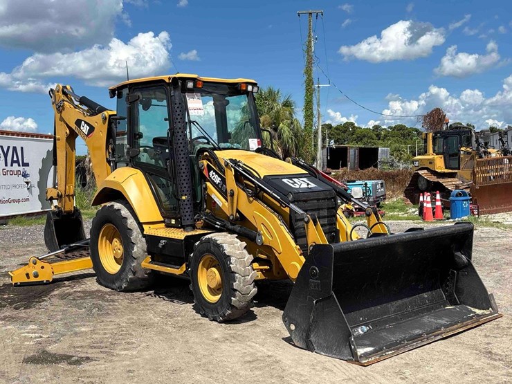 caterpillar-420f2-image-2