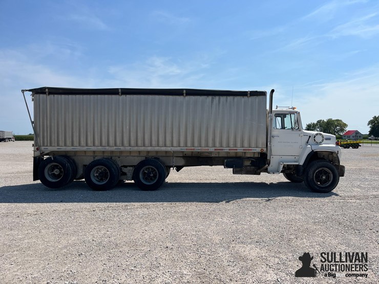 1989-ford-l8000-image-4