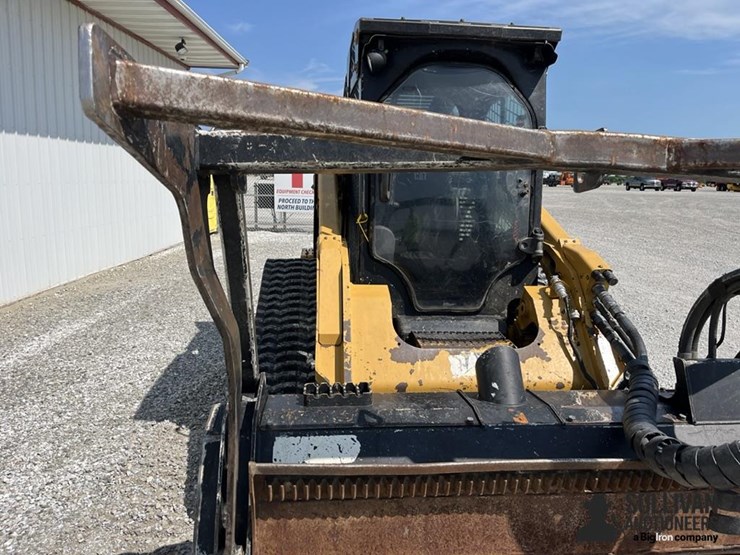 2016-caterpillar-299d2-xhp-image-10
