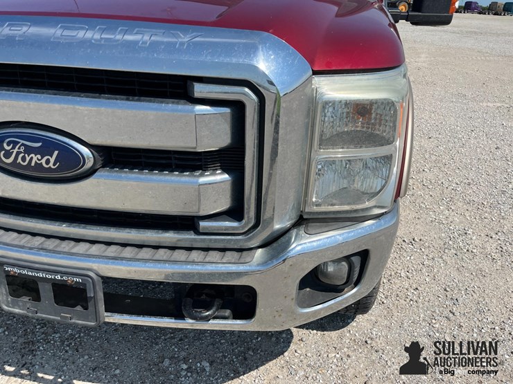 2013-ford-f250-lariat-image-9