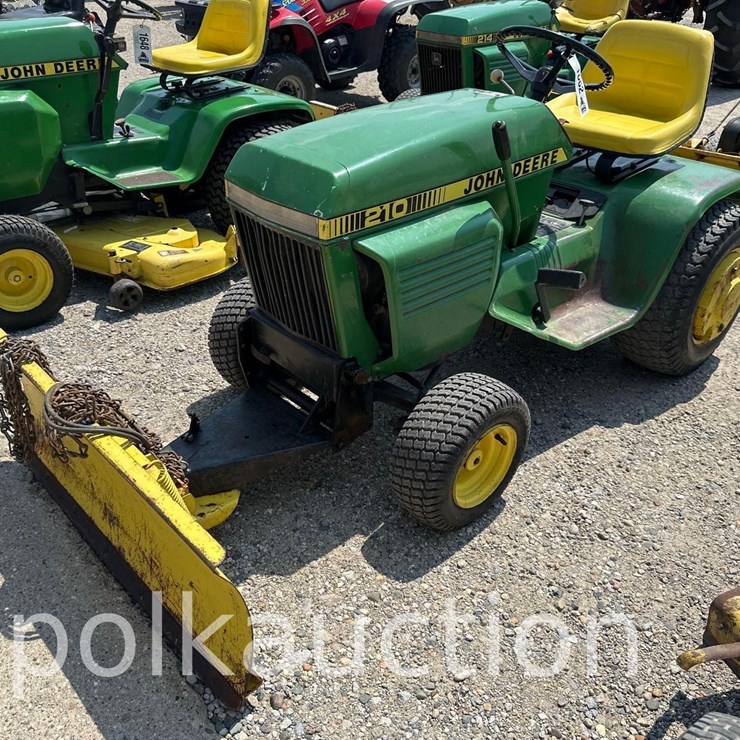 JOHN DEERE 210