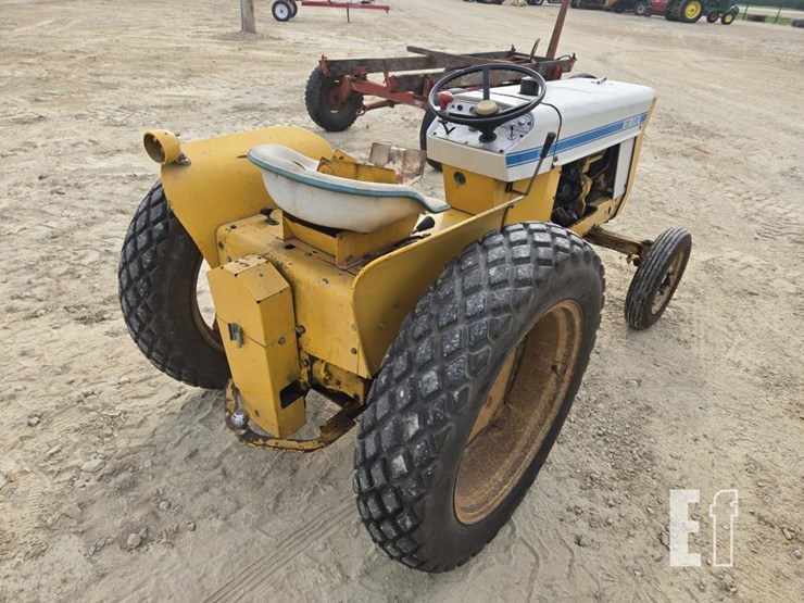 international-cub-154-lo-boy-image-9