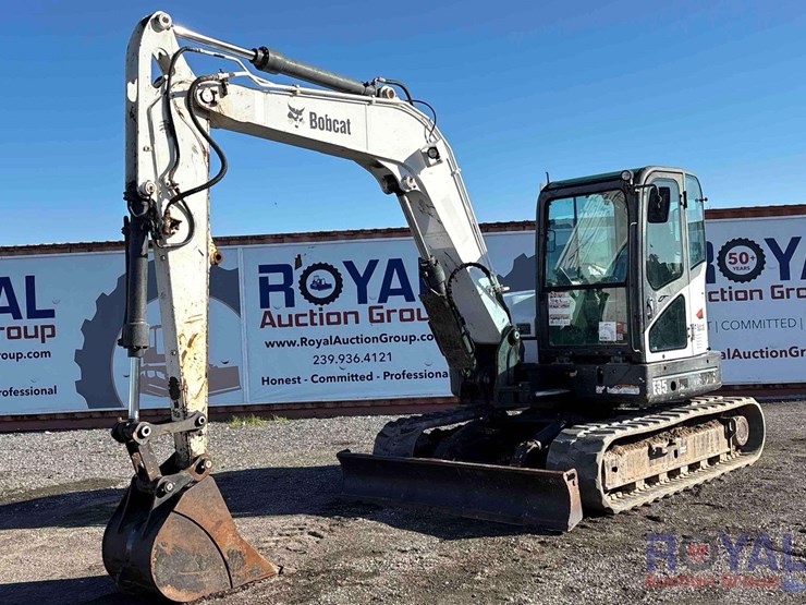 2016-bobcat-e85-image-1