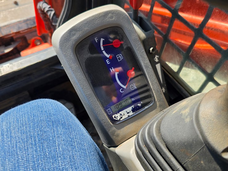 2018-kubota-svl75-2-image-62