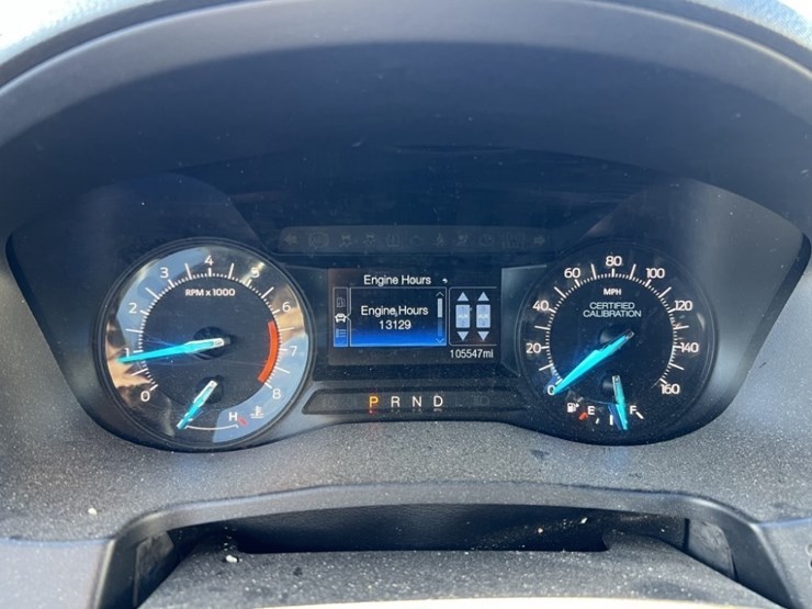 2018-ford-explorer-image-24