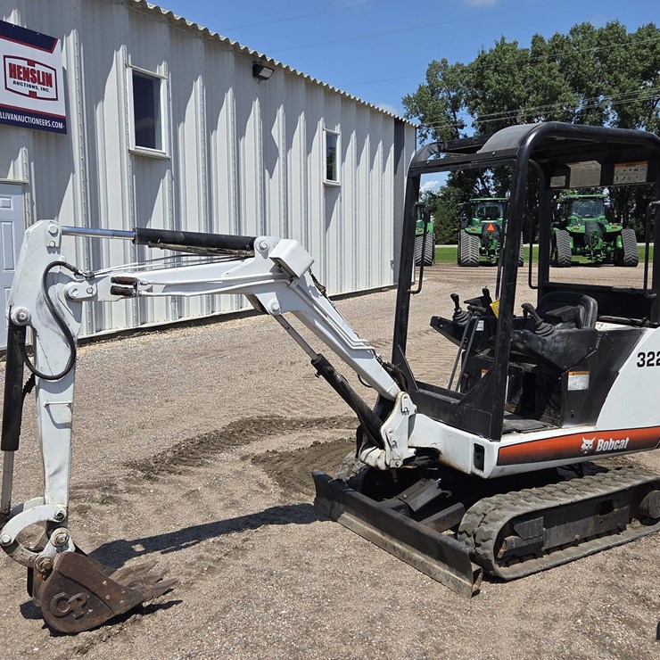 2001 BOBCAT 322D