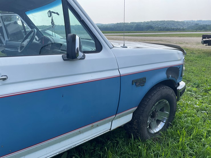 1995-ford-f350-image-19