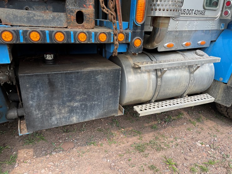 2005-kenworth-t800-image-49