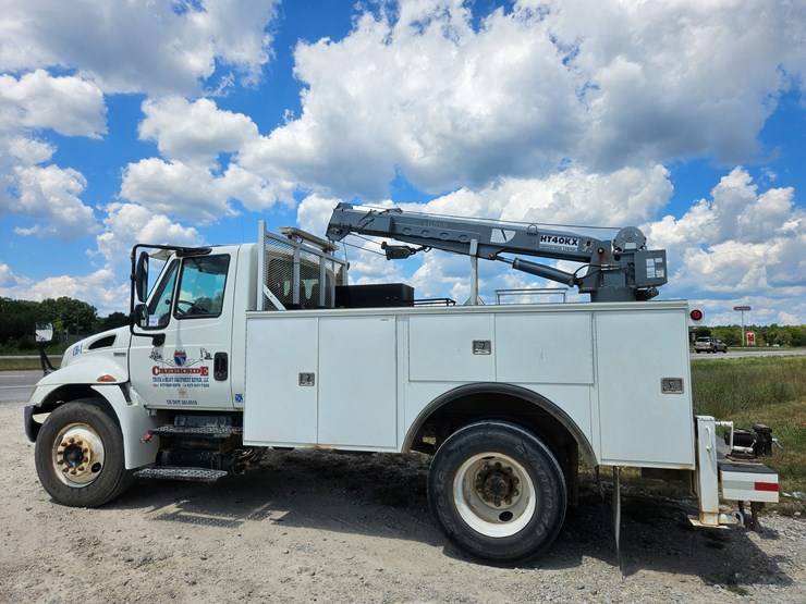2008-international-durastar-4300-image-8