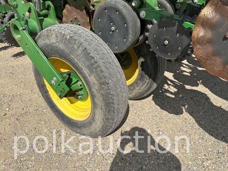 john-deere-1790-image-17