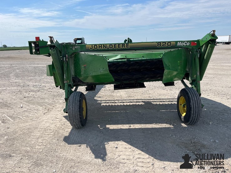 1998-john-deere-820-image-6